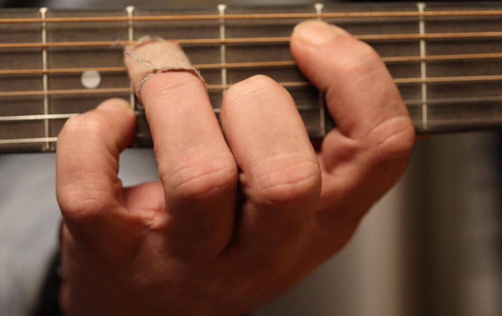 Gitar parmak hızı neden yavaş kalır