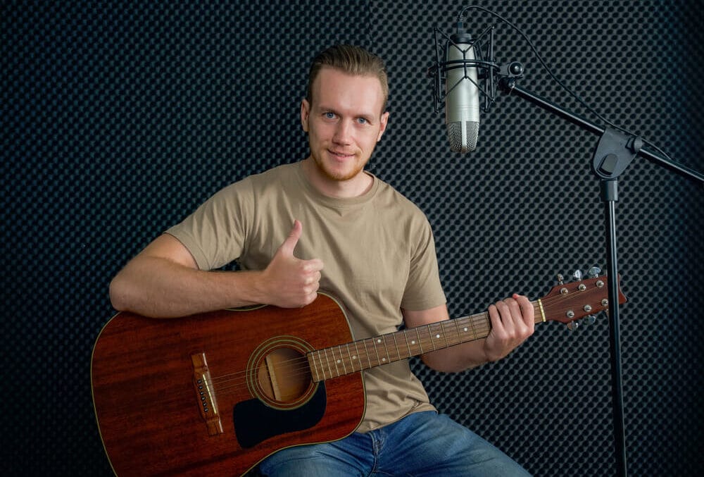 Sessiz gitar çalışma